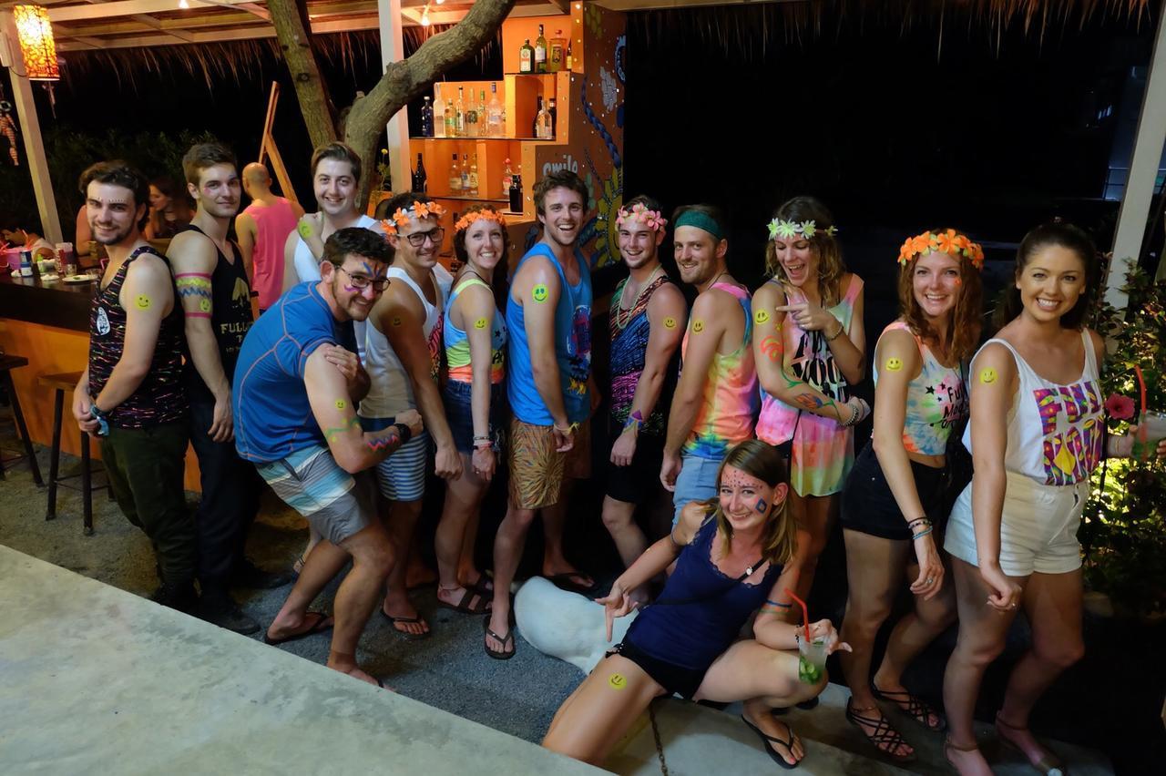 Smile Hostel Koh Phangan Extérieur photo